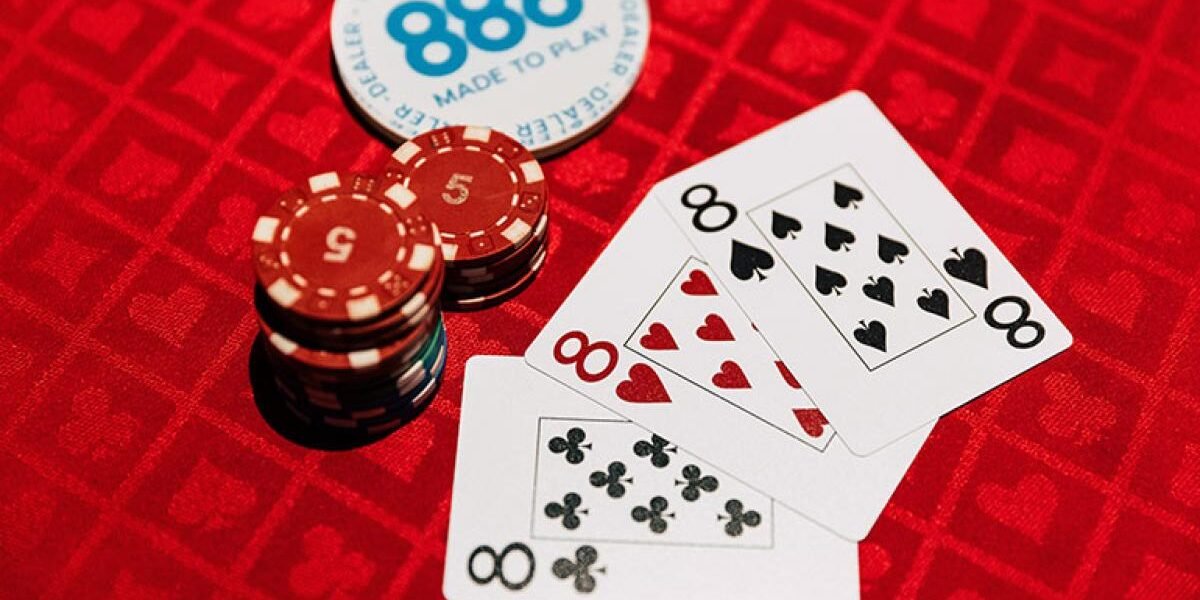 How to bet on 3 card poker online with ASKMEBET